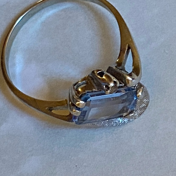 10k White Gold Antique 1900’s 1.5 carat Emerald Cut Aquamarine & Diamond Ring - Picture 4 of 15